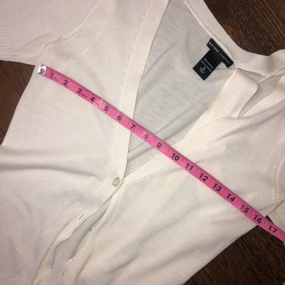White New York and Company Cardigan - Picture 7 of 8